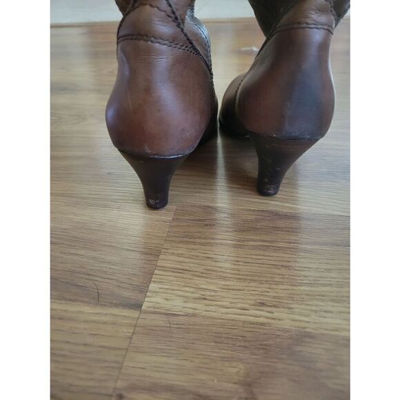 ‎Frye Knee-High Leather Boots - Picture 8 of 15